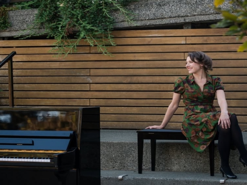 Mozart for an Autumn Evening: Sarah Hagen