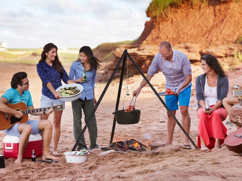 Lobster Boil, Group of people on the beach