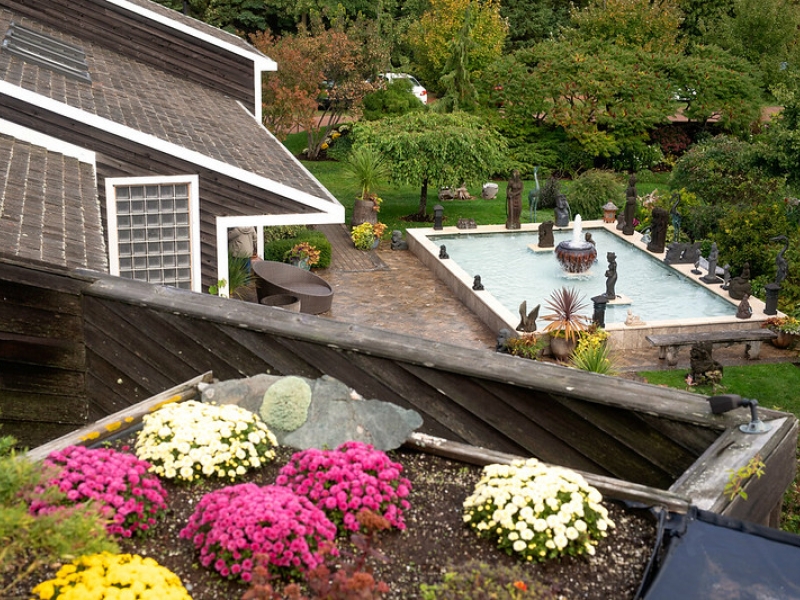 Image of gardens at the Dunes