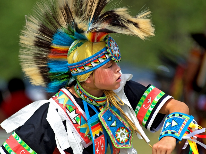 Mi'kmaq Pow Wow, performer, beadwork, traditional clothing