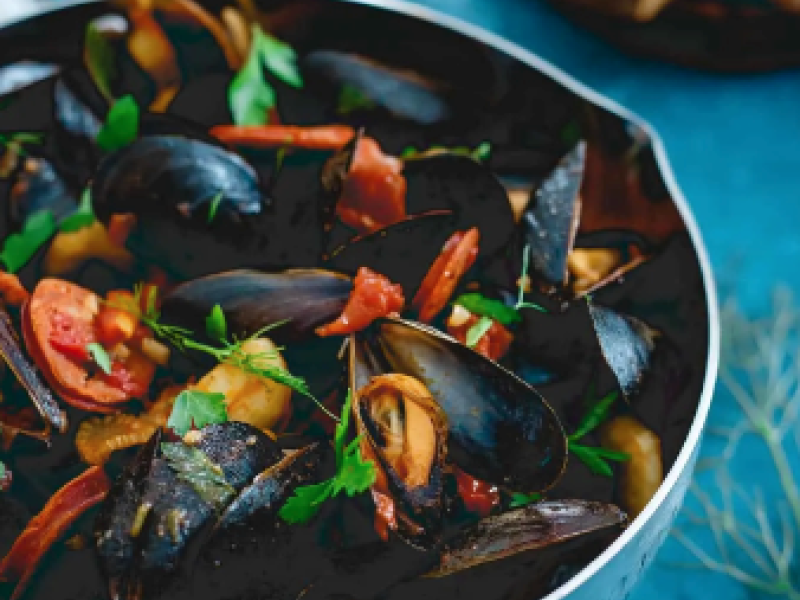 Bowl of steamed PEI Blue Mussels