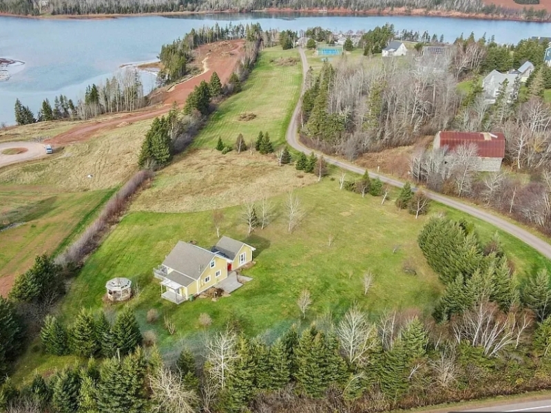 Island Living Cottage located in Clinton, PEI