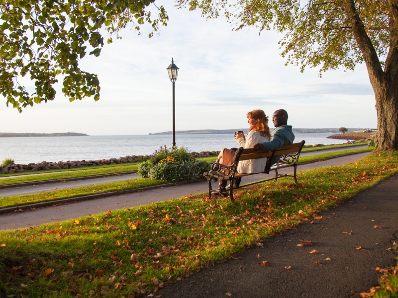 Victoria Park, couple on bench, ocean view