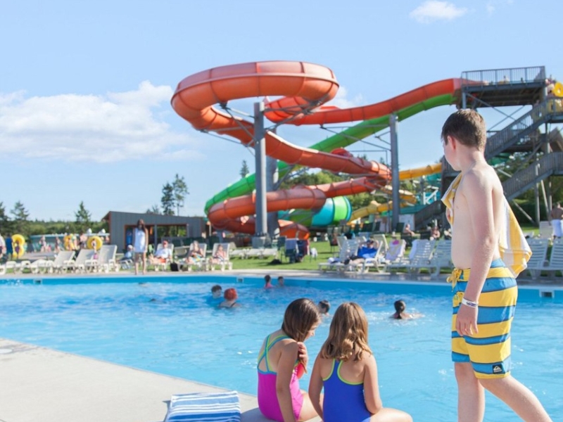 three children poolside at Shinning waters family fun park