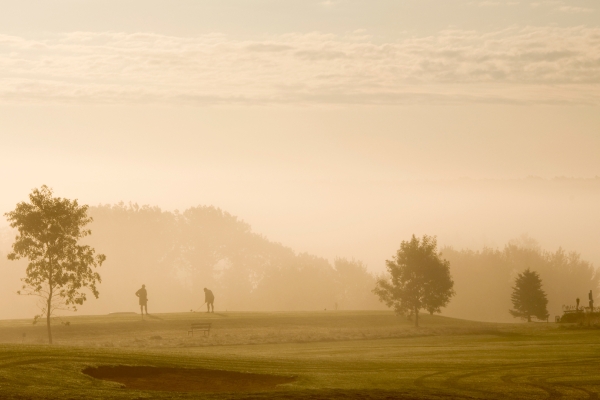 Clyde River Golf, fog