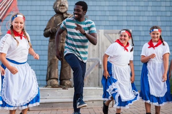 Acadian Festival, Abram Village, dance, group of people