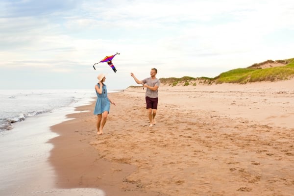 Lakeside Beach, kite, couple, sand, running