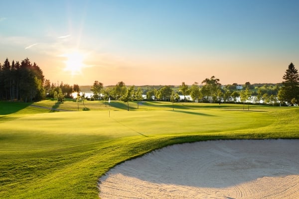 Sun shining on the golf course 