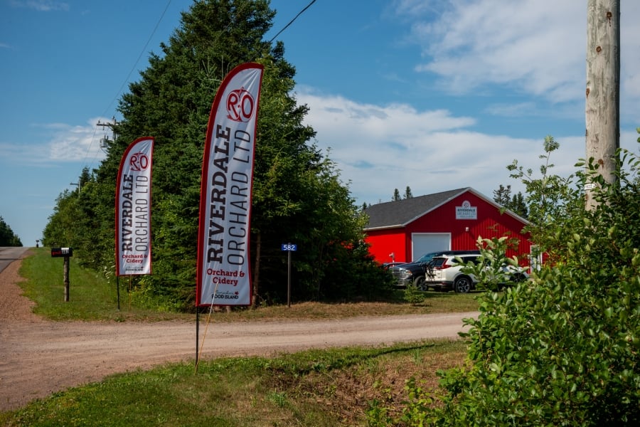 View of Riverdale Orchard & Cidery from driveway