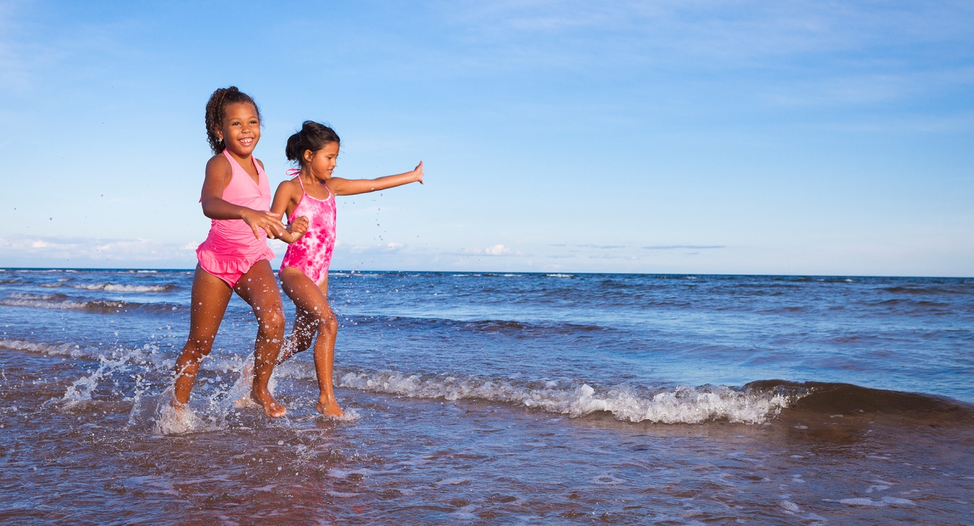 Ocean, Waves, Children running