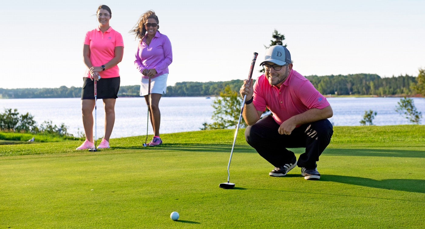 Golf Dundarave, golfer, sand, green