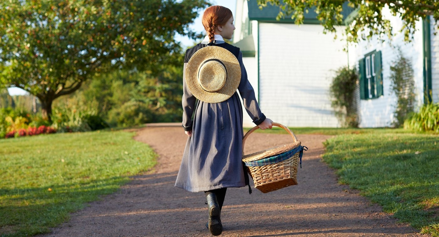 Anne of Green Gables, walking, hat Anne of Green Gables, walking, hat
