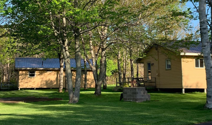 Cavendish Maples, PEI Two cottages nestled in treed setting