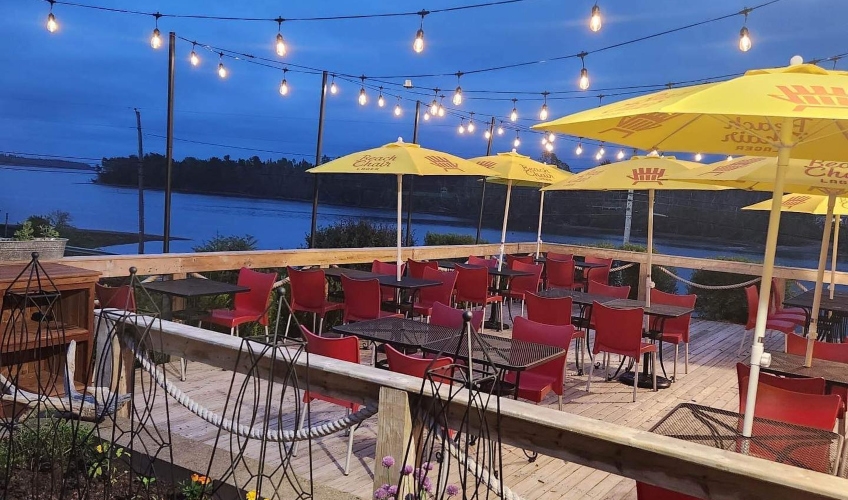 Clam Diggers Restaurant deck at dusk