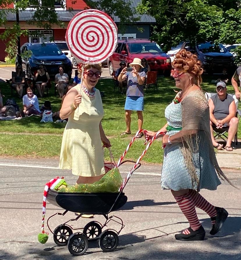 Two participants dressed in WHOVILLE costume at Tyne Valley Parade