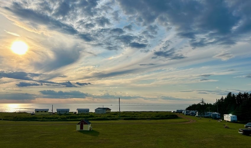 Big sky at Waterford Cottages & Campground